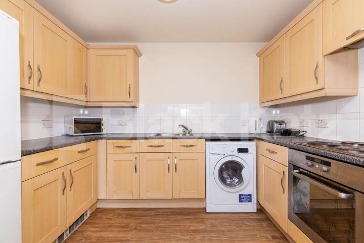 Large 1 bedroom property short walk to Bounds Green Station Cline Road, Bounds Green